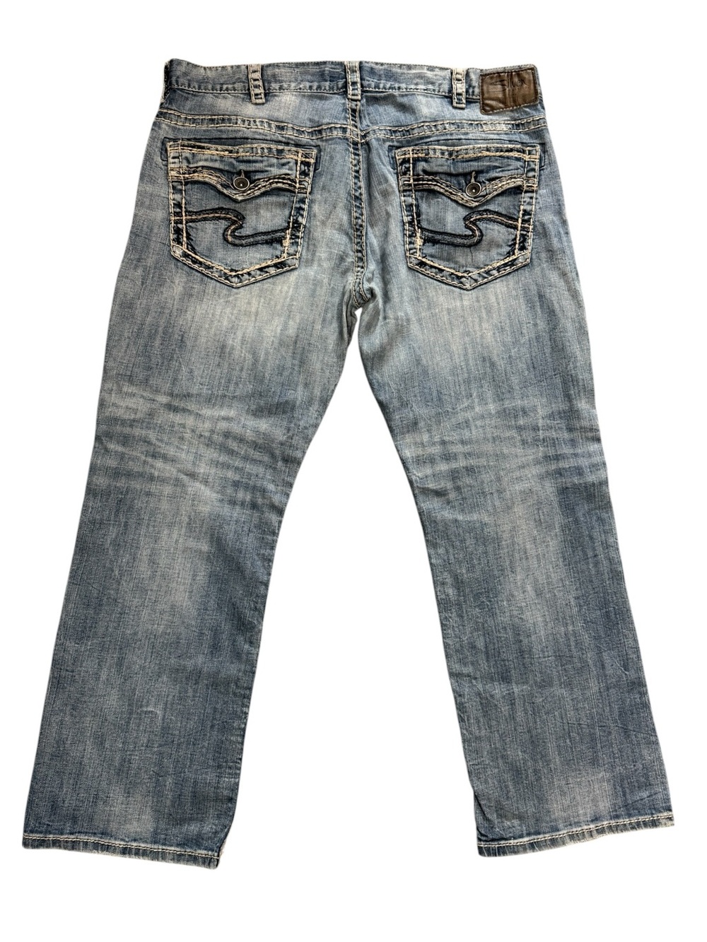 Silver Jeans Gordie 42x32 Relaxed Straight Leg Denim Distressed Wash Flap Pocket